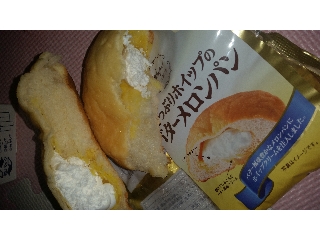 「ヤマザキ たっぷりホイップのバターメロンパン 袋1個」のクチコミ画像 by レビュアーさん