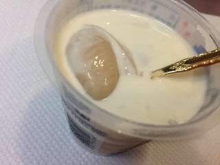 「雪印メグミルク CREAM SWEETS ミルクティープリン カップ110g」のクチコミ画像 by mnhsママさん