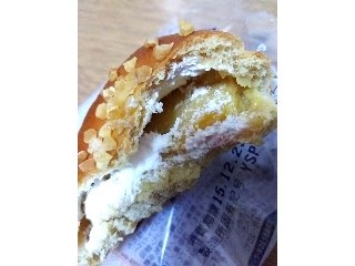 「ローソン ブランのカスタードクリームパン」のクチコミ画像 by もっこさん