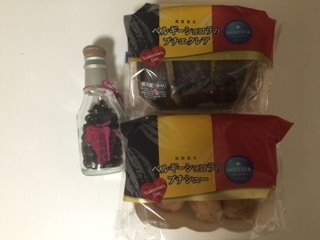 「モンテール 小さな洋菓子店 ベルギーショコラのプチエクレア 袋6個」のクチコミ画像 by かなにしさん