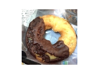 「ファミリーマート FAMIMA CAFE DONUT オールドファッションドーナツ チョコ 袋1個」のクチコミ画像 by paguyosh47さん