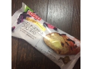 「ヤマザキ レーズンチーズクリームフランスパン 袋1個」のクチコミ画像 by ちょぱこさん