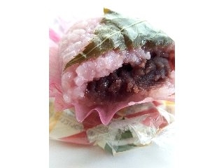 「ローソン 桜餅 こしあん」のクチコミ画像 by もっこさん