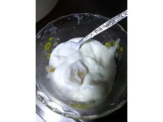 「HOKUNYU とびきり大粒ヨーグルト 白桃＆アロエ カップ120g」のクチコミ画像 by もっこさん