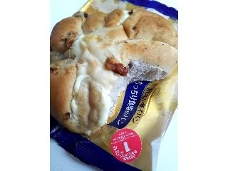 「ヤマザキ おいしい菓子パン くるみとレーズンのパン 袋1個」のクチコミ画像 by もっこさん