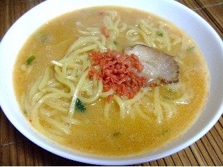 「キンレイ なべやき屋キンレイ お水がいらない ラーメン 一幻 えびみそ 袋453g」のクチコミ画像 by ねうしとら子さん