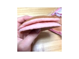 「ローソン 桜香るパンケーキ 桜あん＆ホイップ」のクチコミ画像 by paguyosh47さん