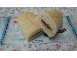 「ヤマザキ ホワイトコッペパン クッキークランチ入りチョコクリーム 袋1個」のクチコミ画像 by 紫の上さん