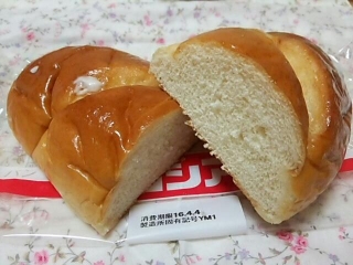 「ヤマザキ 復刻版 ロシアパン 袋1個」のクチコミ画像 by 紫の上さん