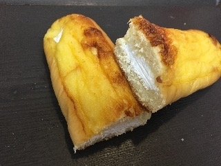 「ヤマザキ おいしい菓子パン クリーミーチーズロール 袋1個」のクチコミ画像 by mnhsママさん