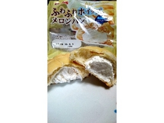 「神戸屋 ふわふわホイップのメロンパン 袋1個」のクチコミ画像 by Lookさん
