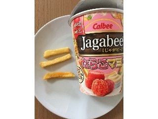 「カルビー Jagabee たらこマヨ風味 カップ38g」のクチコミ画像 by MOKAさん