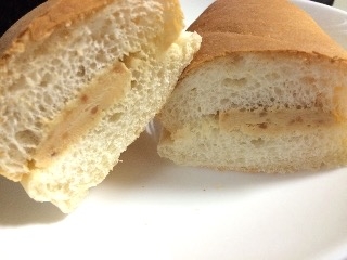 「ローソン もっちりとしたコッペパン粒々ピーナッツ 袋1個」のクチコミ画像 by ゆうこ0065さん