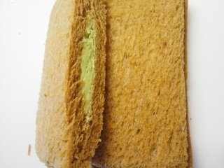 「フジパン 黒糖スナックサンド 抹茶クリームクッキー入り 袋2個」のクチコミ画像 by レビュアーさん