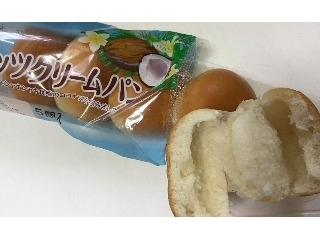 「ヤマザキ 薄皮 ココナッツクリームパン 袋5個」のクチコミ画像 by ちゃちゃさん