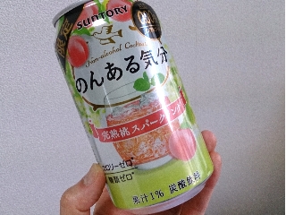 「サントリー のんある気分 完熟桃スパークリング 缶350ml」のクチコミ画像 by レビュアーさん