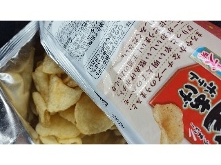 「カルビー 堅あげポテト 明太チーズ味 袋63g」のクチコミ画像 by レビュアーさん