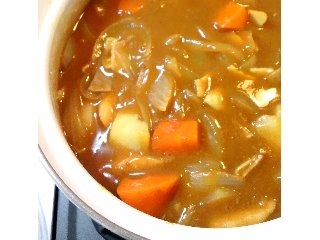 「神戸物産 業務カレー 業務カレー 200g」のクチコミ画像 by つなさん