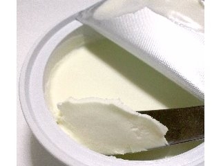 「雪印 北海道100 クリームチーズ カップ100g」のクチコミ画像 by つなさん