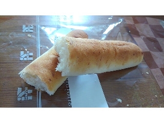 「ローソン チーズスティックパン 5本入」のクチコミ画像 by ふじつぼだんきさん
