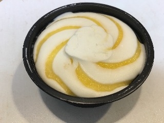 「ロッテ 濃厚クリームチーズアイス レモン＆クッキー カップ120ml」のクチコミ画像 by mnhsママさん