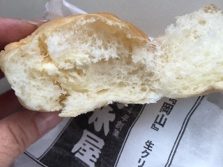 「清水屋 チーズレモンクリームパン 袋1個」のクチコミ画像 by レビュアーさん