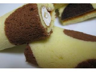 「ブルボン ふわまきクリームチーズケーキ」のクチコミ画像 by おぼろづきさん