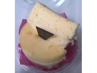 「ローソン Uchi Cafe’ SWEETS プレミアムチーズケーキ カップ1個」のクチコミ画像 by きゃらめるばにらさん