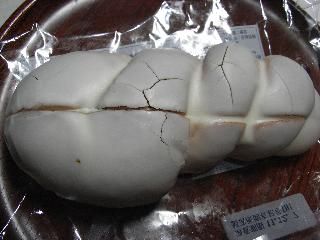 「タカキベーカリー 練乳とホワイトチョコのパン 袋1個」のクチコミ画像 by のあ.さん