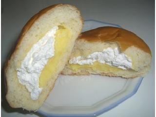 「Pasco ホイップたっぷりクリームパン 袋1個」のクチコミ画像 by TERIAさん