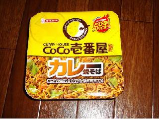 「エースコック CoCo壱番屋監修 カレー焼そば カップ129g」のクチコミ画像 by Kutz-Changさん