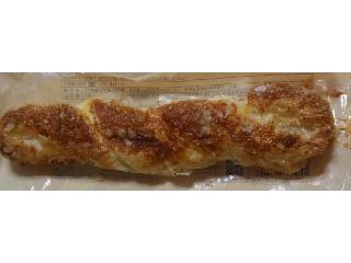 「ローソン 実りベーカリー パルメザンで仕上げた焼チーズデニッシュ 袋1個」のクチコミ画像 by のあ.さん