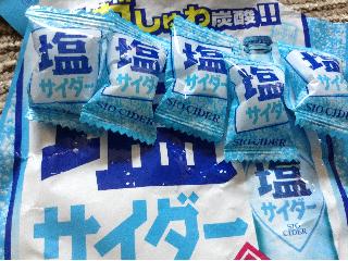 「UHA味覚糖 塩サイダー」の商品情報