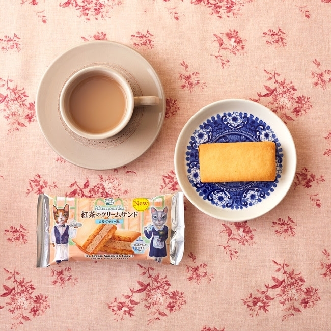 ファミリーマート FAMIMA CAFE＆SWEETS 紅茶のクリームサンド ミルクティー風