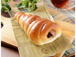 ローソン チョコクリームコロネ~2種のベルギーチョコクリーム~