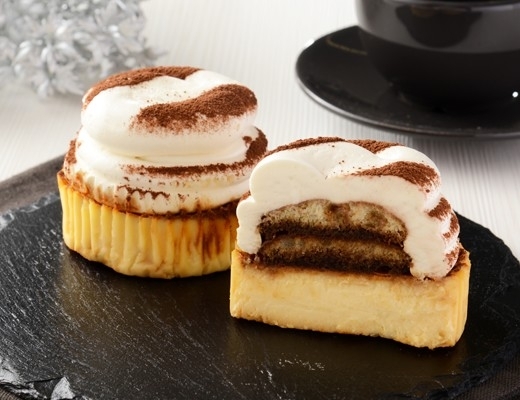 ローソン Uchi Cafe’ SWEETS ティラミスバスチー バスク風チーズケーキ