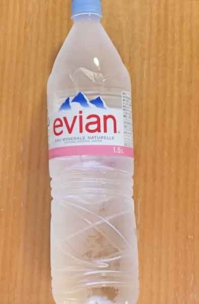 evian エビアン ペット1500ml