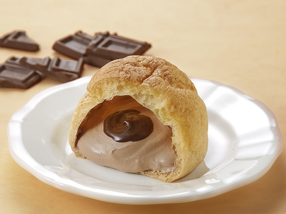 モンテール 小さな洋菓子店 HERSHEY’S チョコシュークリーム 袋1個