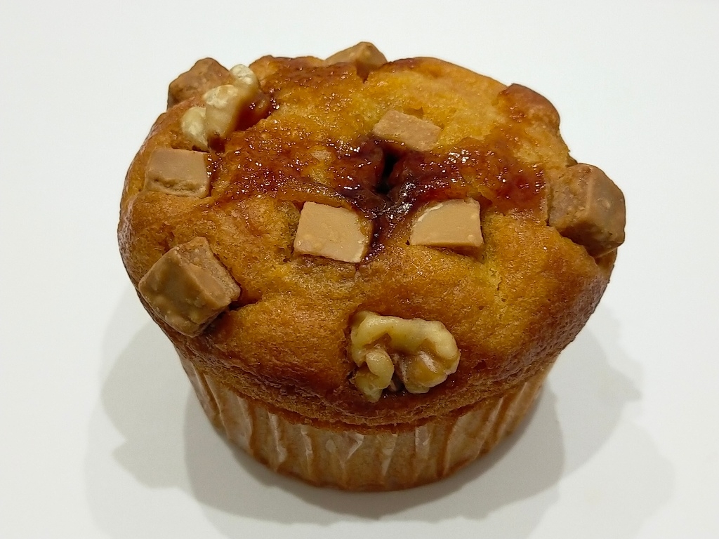 【高評価】BAGEL＆BAGEL 塩キャラメルクリスピークリームマフィンの感想・クチコミ・商品情報【もぐナビ】