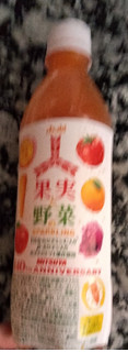「アサヒ 三ツ矢果実と野菜のスパークリング ペット430ml」のクチコミ画像 by おうちーママさん