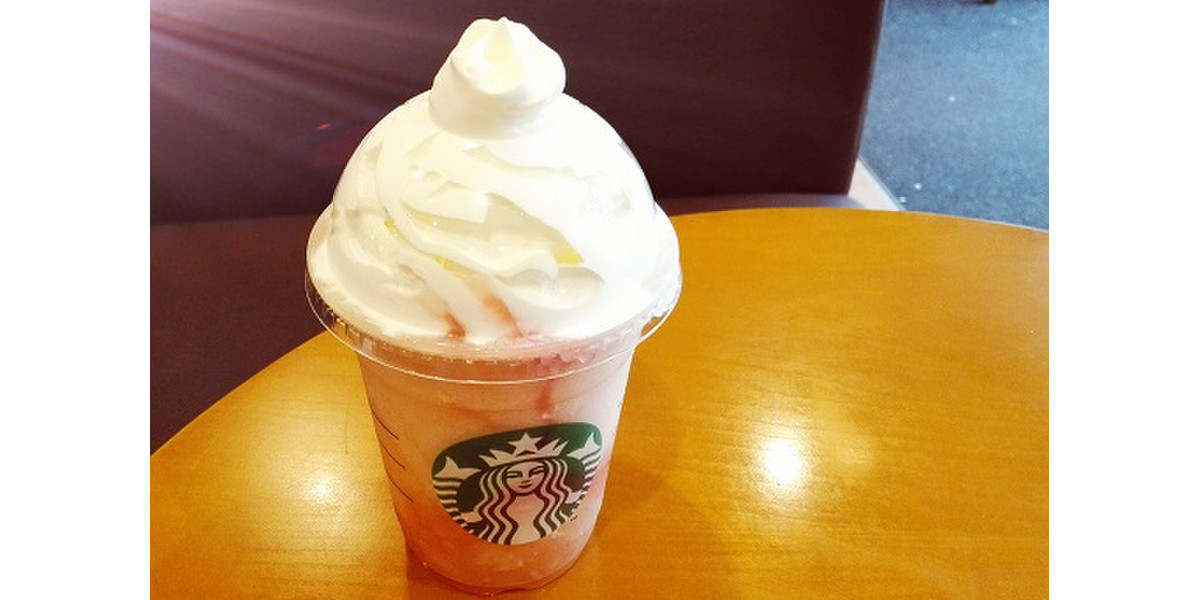 スタバ夏の新作フラペチーノは桃果肉た～っぷり「ピーチ イン