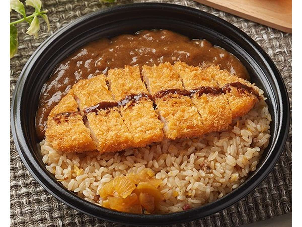 ファミリーマート 炒飯カツカレーのクチコミ 評価 値段 価格情報 もぐナビ ファミリーマート 炒飯カツカレーのクチコミ 評価 値段 価格情報 もぐナビ
