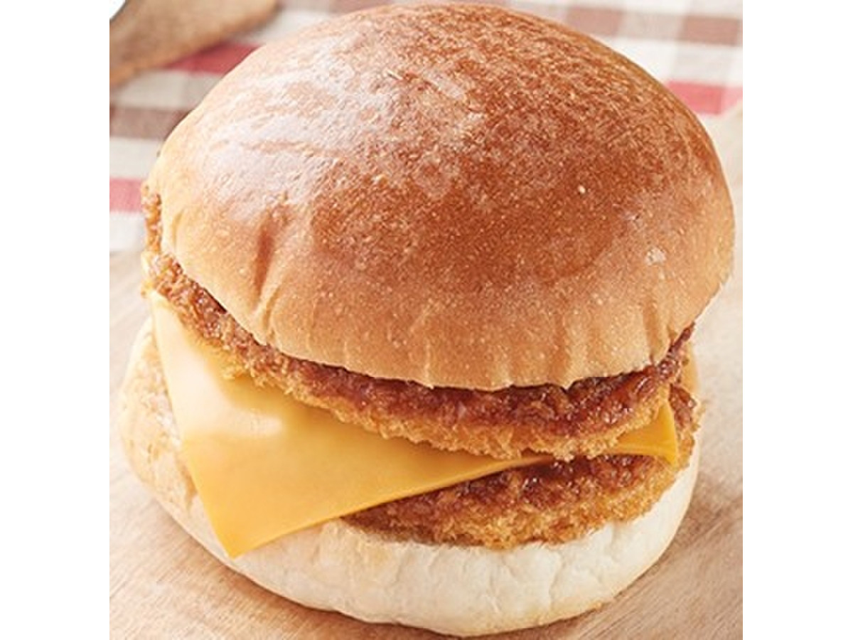 ファミリーマート ダブルチキンカツバーガーのクチコミ 評価 値段 価格情報 もぐナビ ファミリーマート ダブルチキンカツバーガーのクチコミ 評価 値段 価格情報 もぐナビ