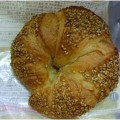 ヤマザキ おいしい菓子パン プレックロ プレッツェル×クロワッサン 商品写真 5枚目