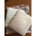 ヤマザキ ランチパック ごぼうサラダと豆腐ハンバーグ タニタ食堂監修 商品写真 2枚目