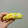 サークルKサンクス おいしいパン生活 もちっとホットケーキ フルーツオレクリーム 商品写真 2枚目