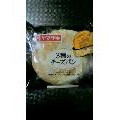 ヤマザキ 3種のチーズパン 商品写真 3枚目