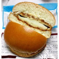 ヤマザキ たらのクリーミーコロッケバーガー 商品写真 3枚目