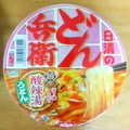 日清食品 旨辛 酸辣湯うどん 商品写真 3枚目