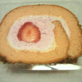 セブン-イレブン 苺のロールケーキ 商品写真 2枚目